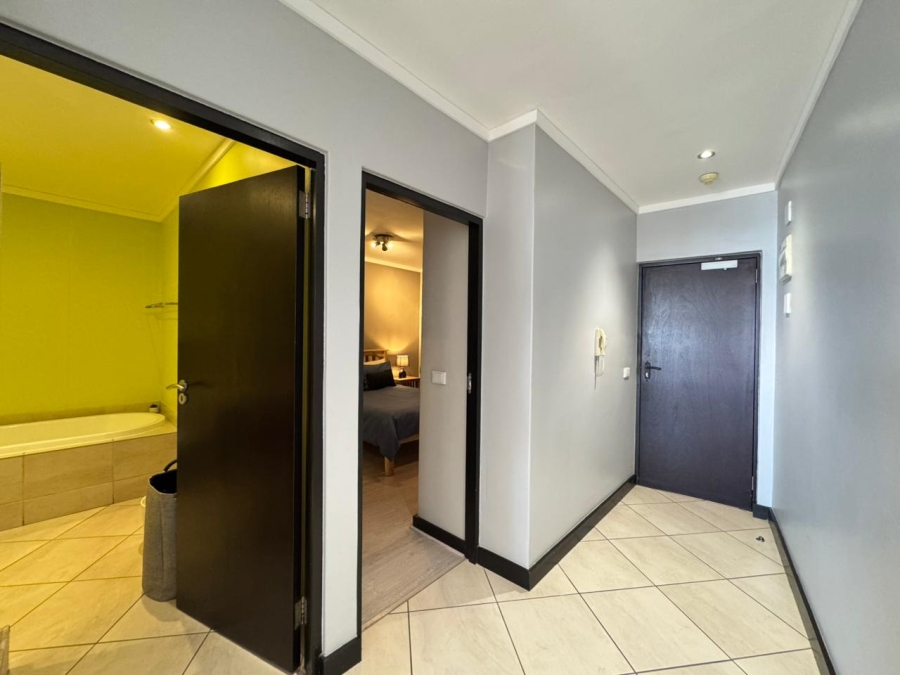 1 Bedroom Property for Sale in Cape Town City Centre Western Cape
